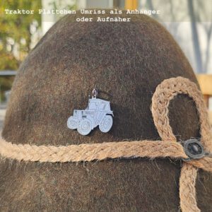 Traktor Anhänger aus 2-lagigem Kunststoff gelasert