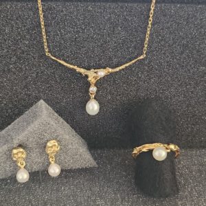 Schmuck-Set 585-Gelbgold mit Süßwasser Zuchtperlen , Brillant